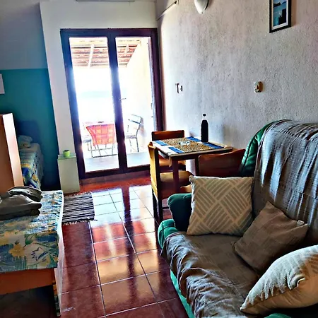 Manuela 3*